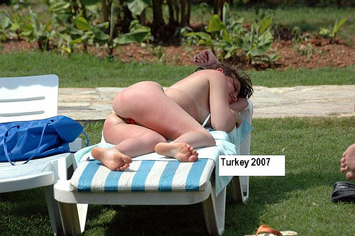 Турция 2007 Россиянка в белом тонг бикини